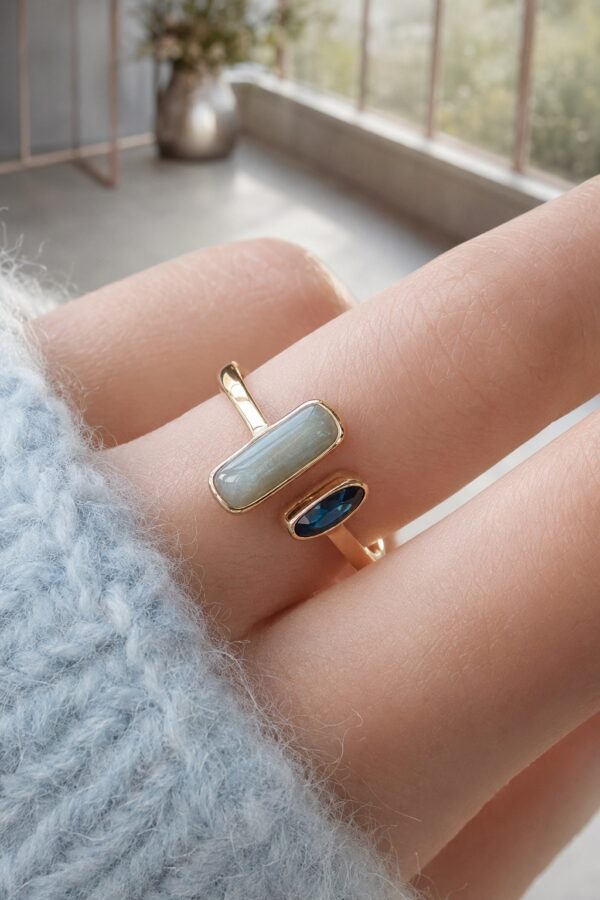 Ami Gleam Ring