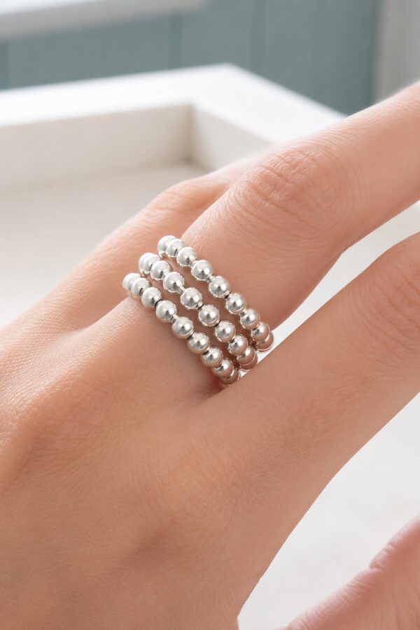 Ami Whisper Ring