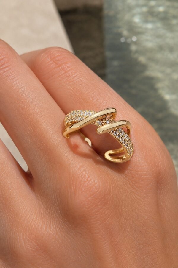 Bramble Muse Ring