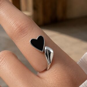 Bramble Whisper Ring