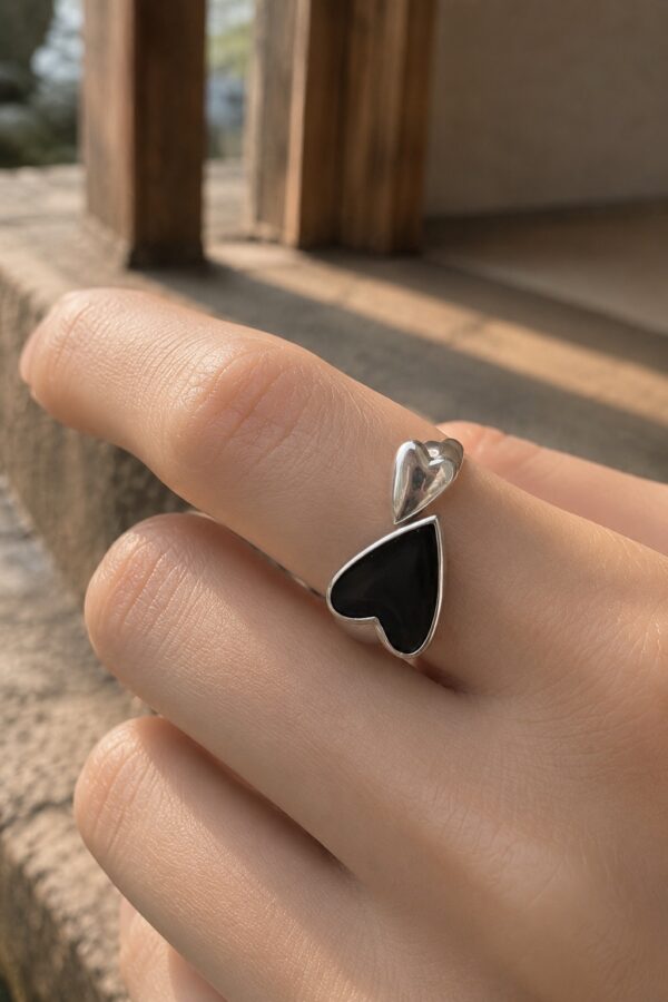 Bramble Whisper Ring