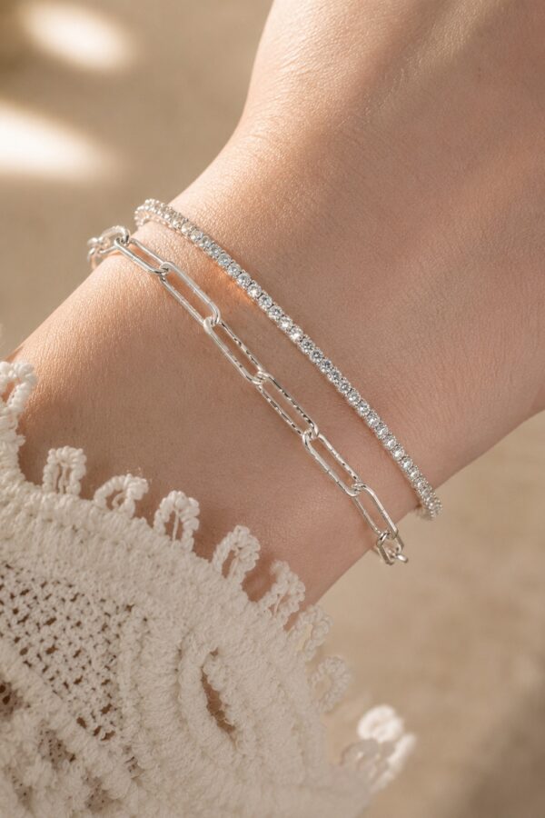 Everly Gleam Bracelet