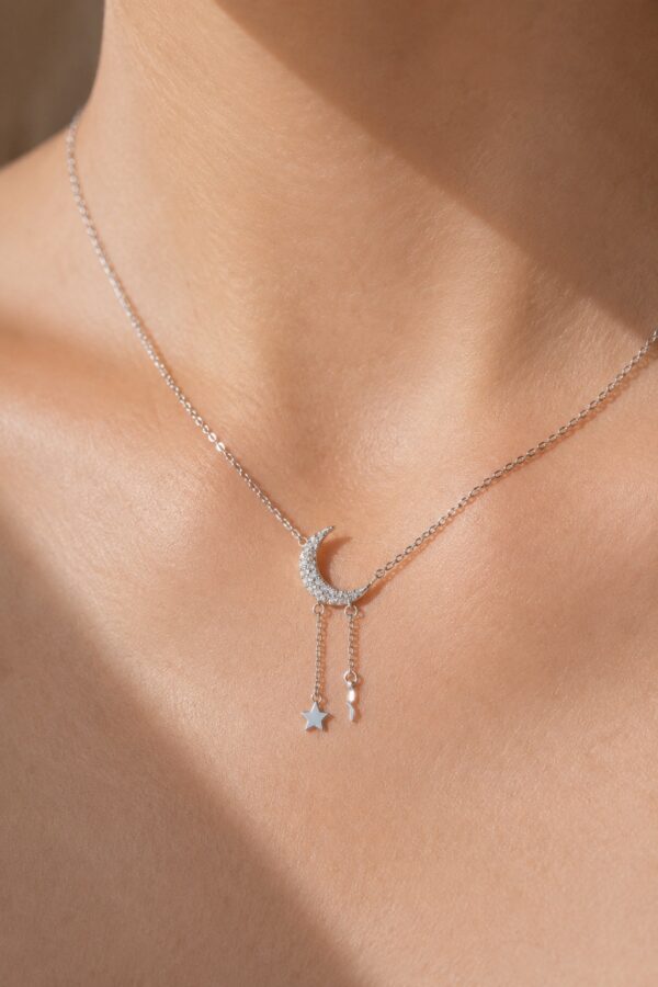 Grace Muse Necklace