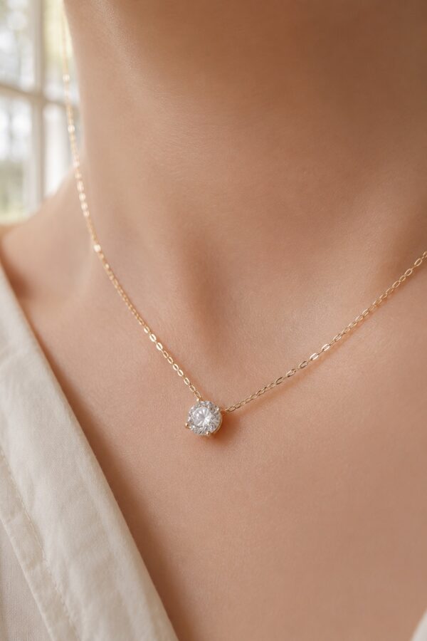 Harlow Gleam Necklace