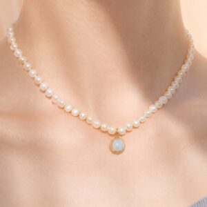Iris Bloom Necklace