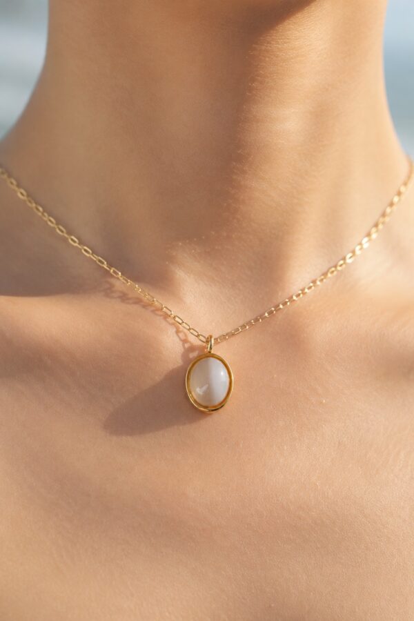 June Bloom Necklace