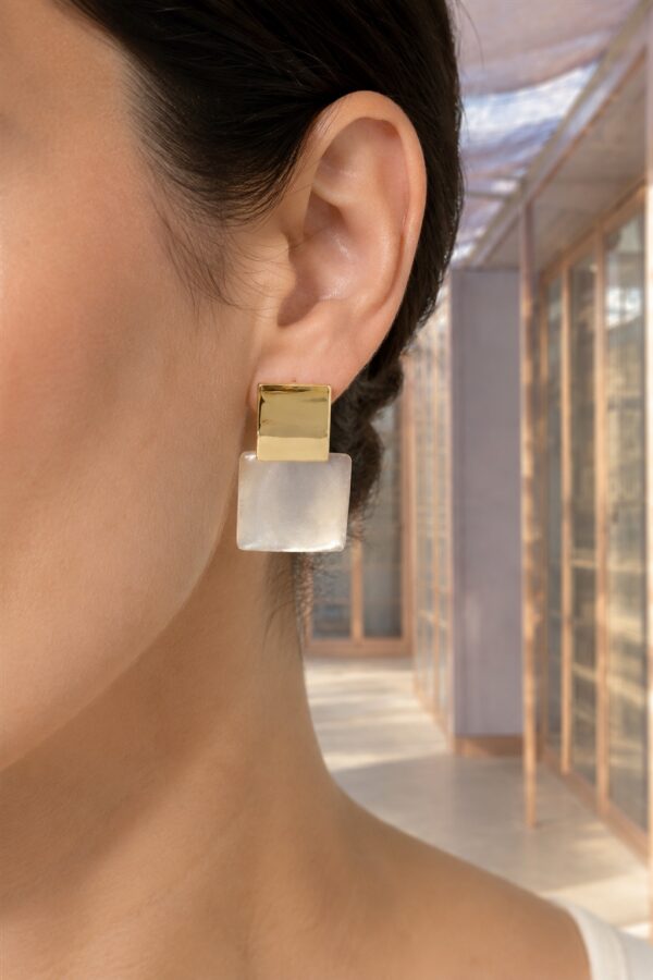 Kin Gleam Earring